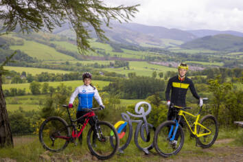 CWC Elena Mc Gorum and Charlie Aldridge 2023 UCI Cycling World Glentress